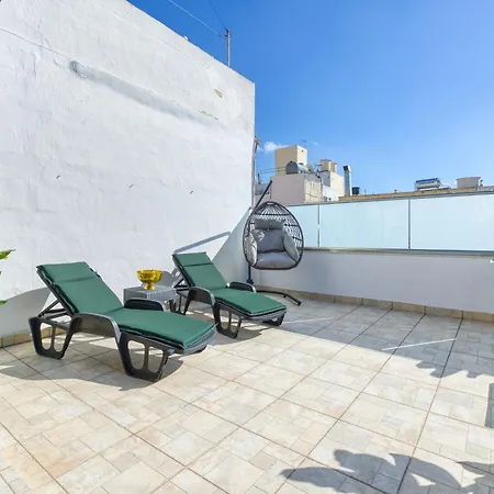 Luxury House * Sliema