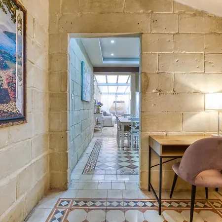 Дом отдыха Luxury House