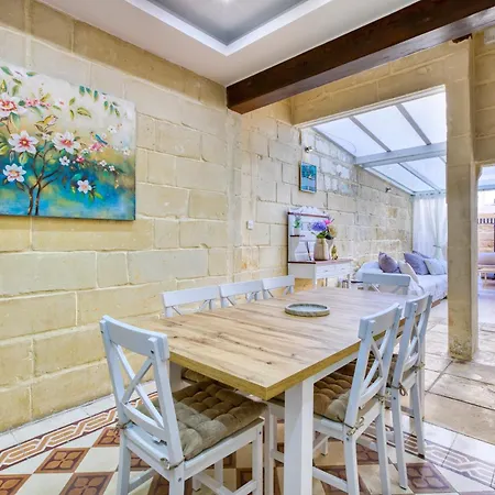 Luxury House Слима