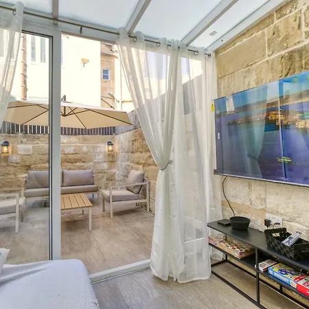 Luxury House Дом отдыха *