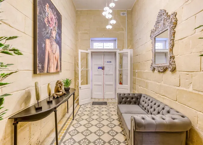 Luxury House Case de vacanță Sliema