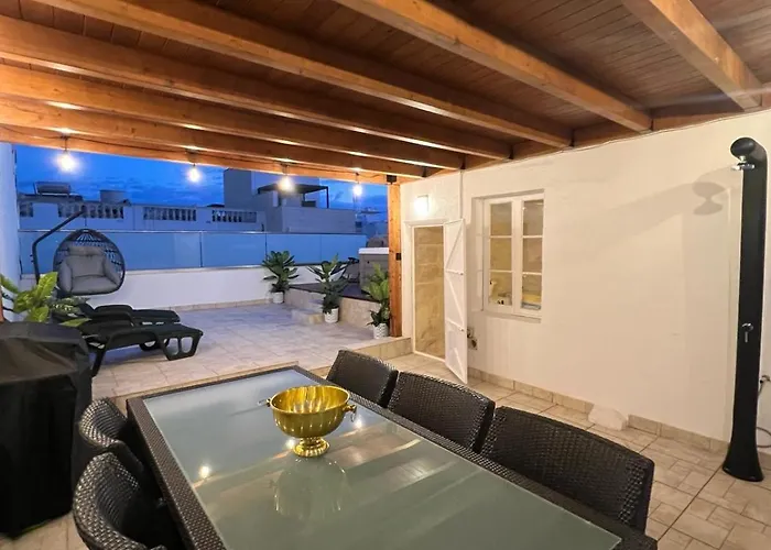 Luxury House Ferienhaus *