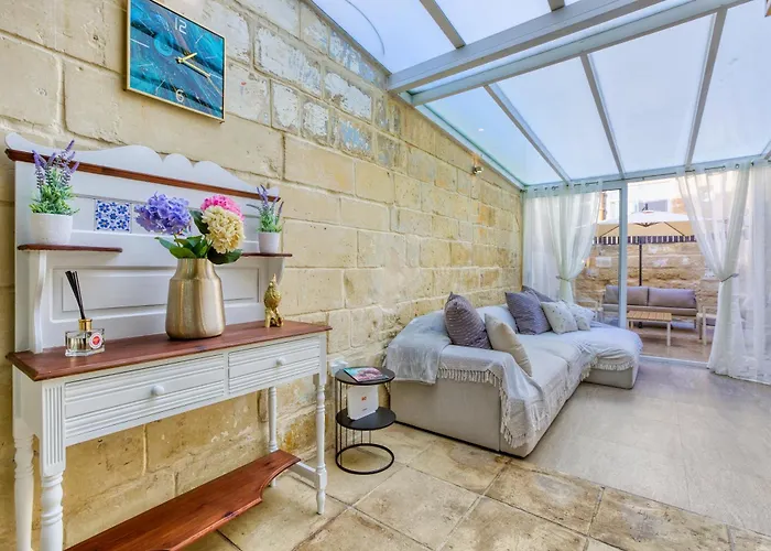 Luxury House * Sliema