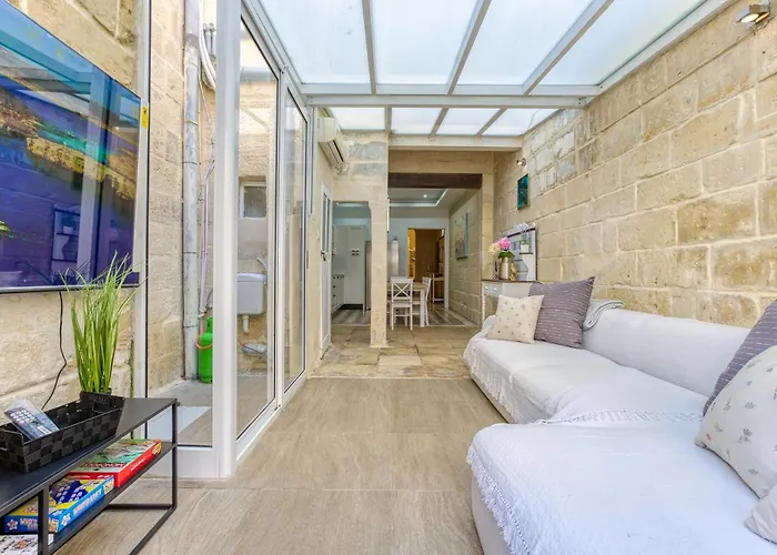 Luxury House * Sliema