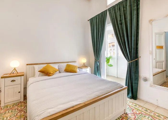 Luxury House Case de vacanță Sliema