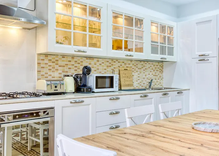 Luxury House Case de vacanță *