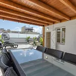 Luxury House *